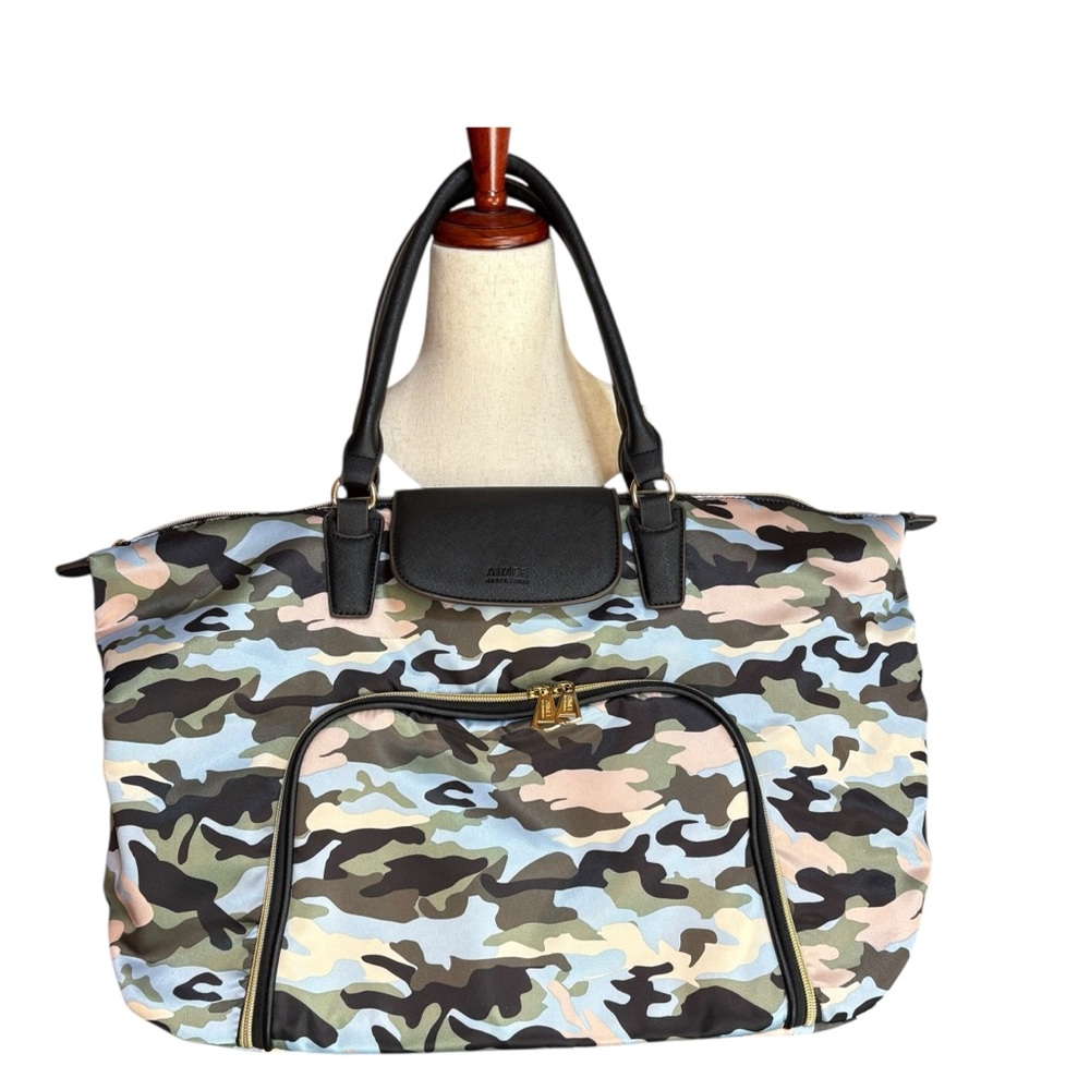 Aimee Kestenberg Stylish Camouflage Women's Bag